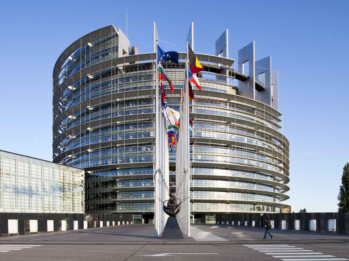 European Parliament votes against outdoor smoking bans – as Council of Health Ministers act independently of parliament